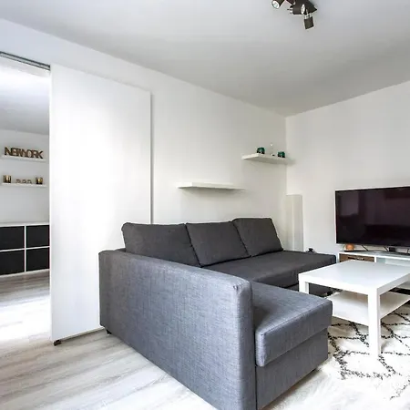 Apartment Contemporary In La Chapelle Paris